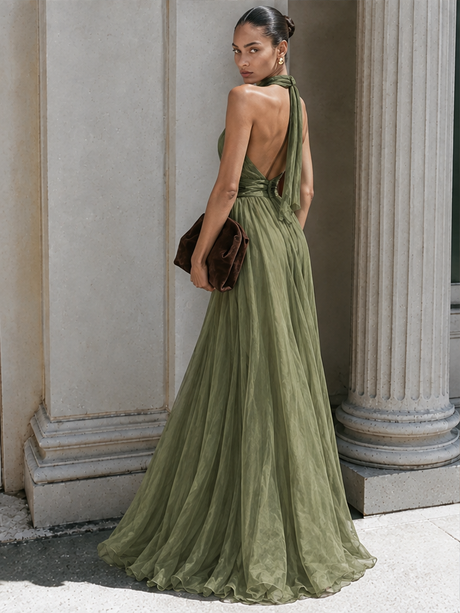 Halter Neck Solid Color Chiffon Vacation Style Waist-cinching Pleated Long Dress