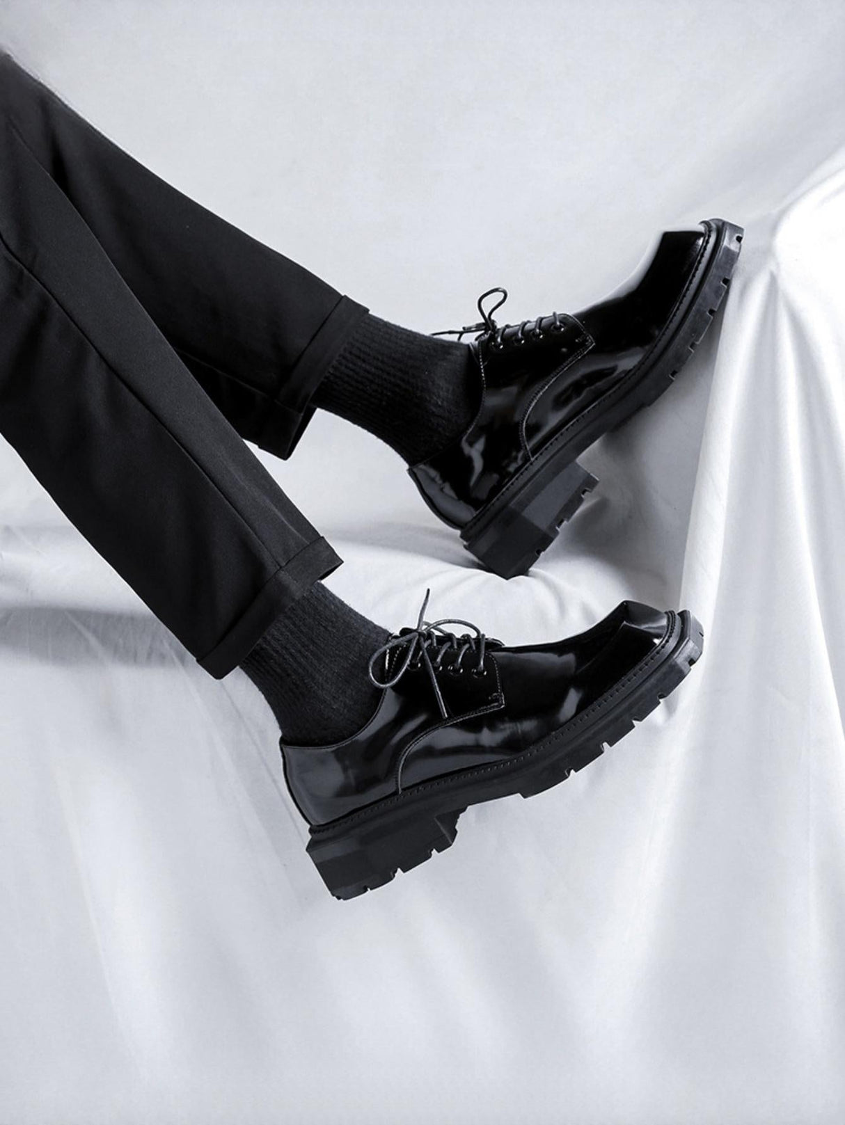 Trendy, Wide-toe, Platform, Lace-up Dress Shoes