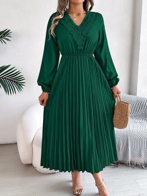 V-neck Lace Trim Fitted Waist Pleated Maxi Dresses