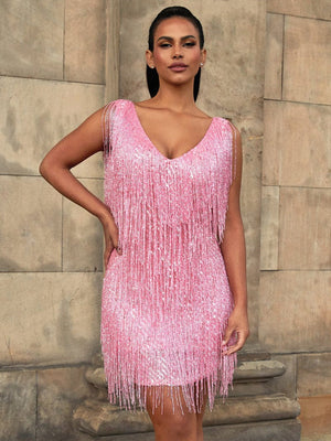 Robes mini et courtes sans manches à paillettes et à franges