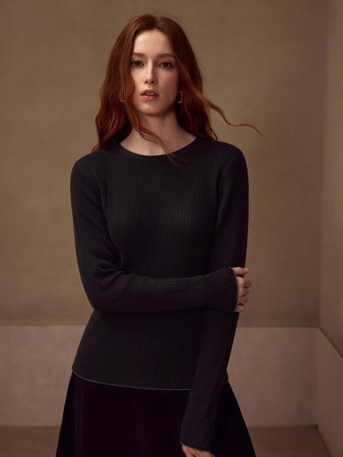 One-piece Seamless Crew Neck Pullover Sweater