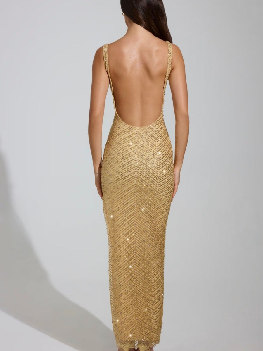 Débardeurs ultra-brillants à strass, robes maxi moulantes pour les soirées