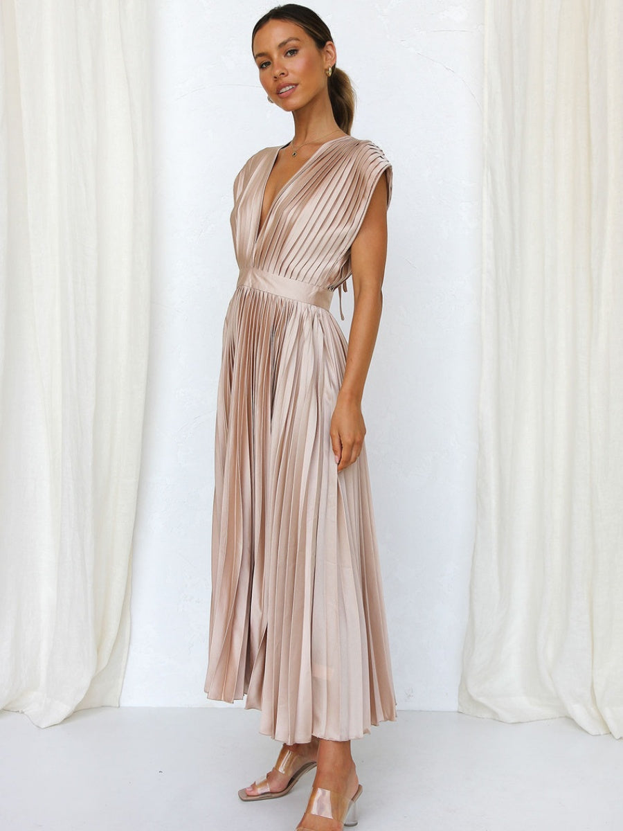 Solid Color V-neck Sleeveless Midi Dresses