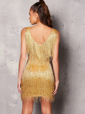 Robes mini et courtes sans manches à paillettes et à franges