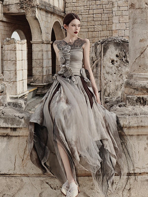 Cut And Spliced Pointed Tulle Skirt