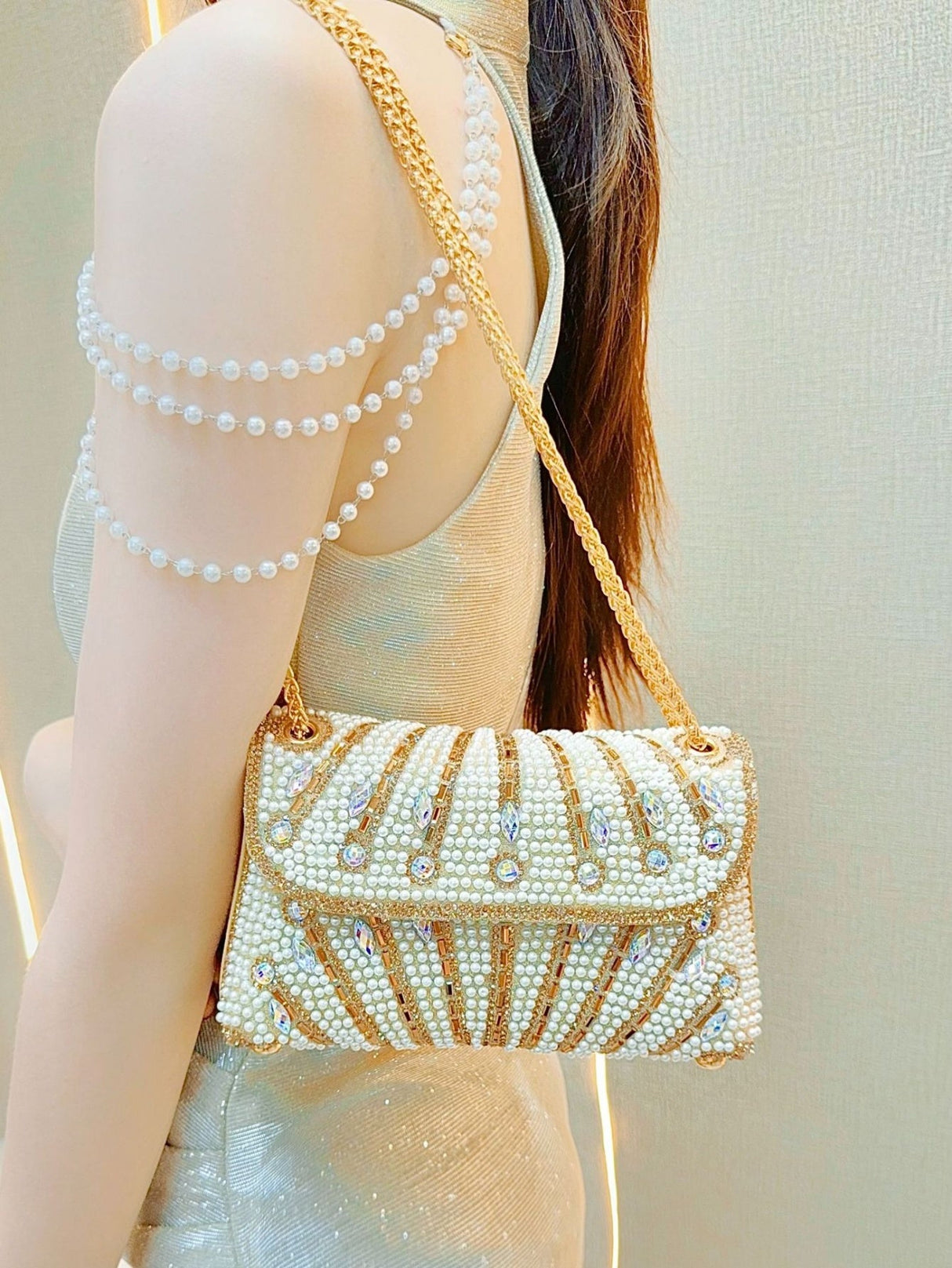 Liber Four Seasons ACC Beaded Diamond Dumpling Bun