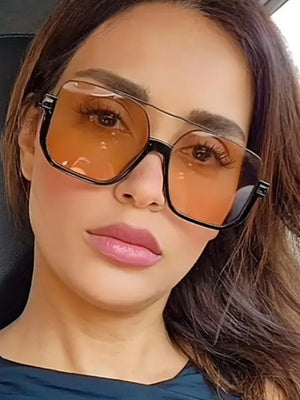 Lunettes de soleil carrées tendance