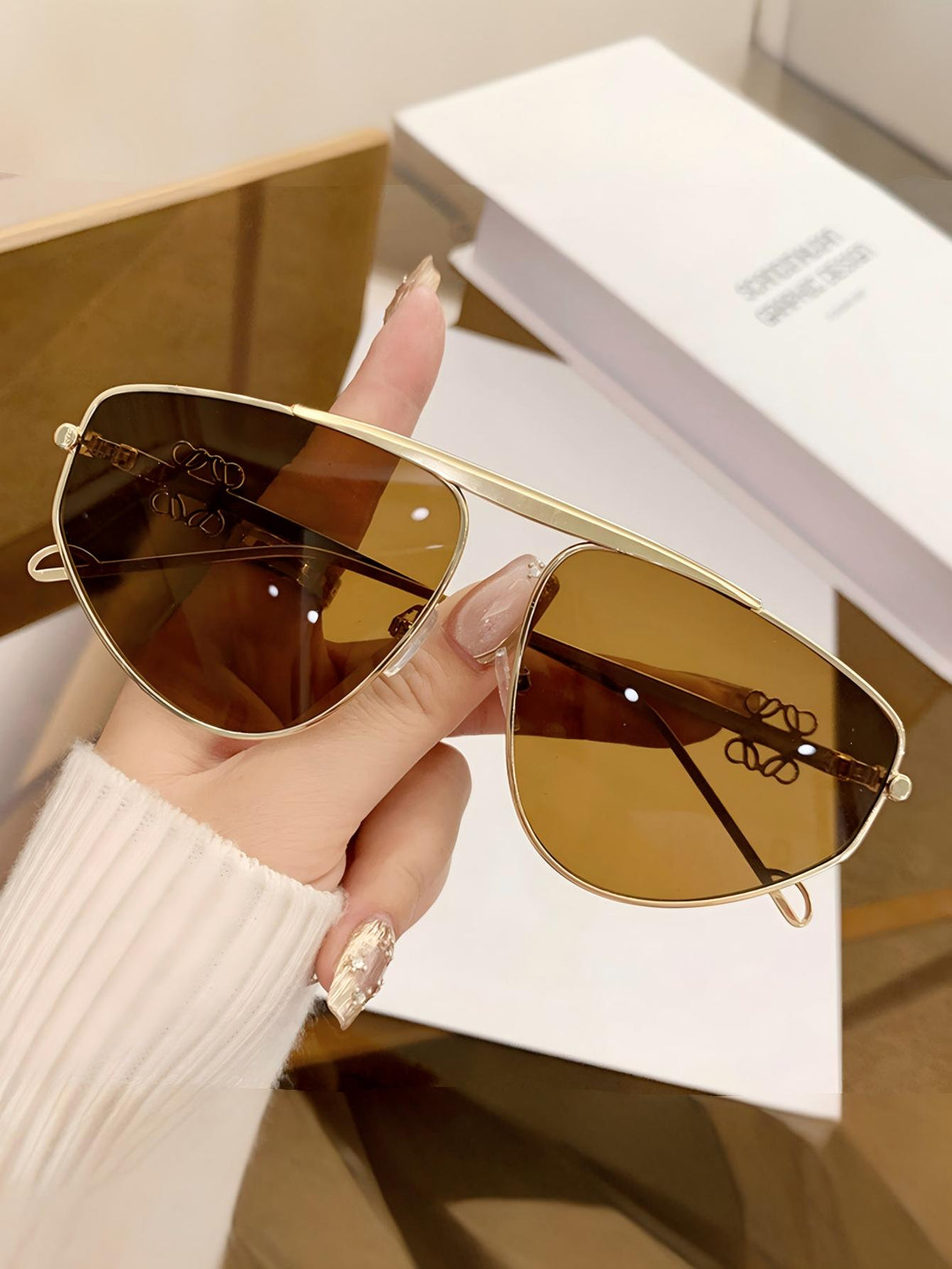 Frameless Aviator Sunglasses