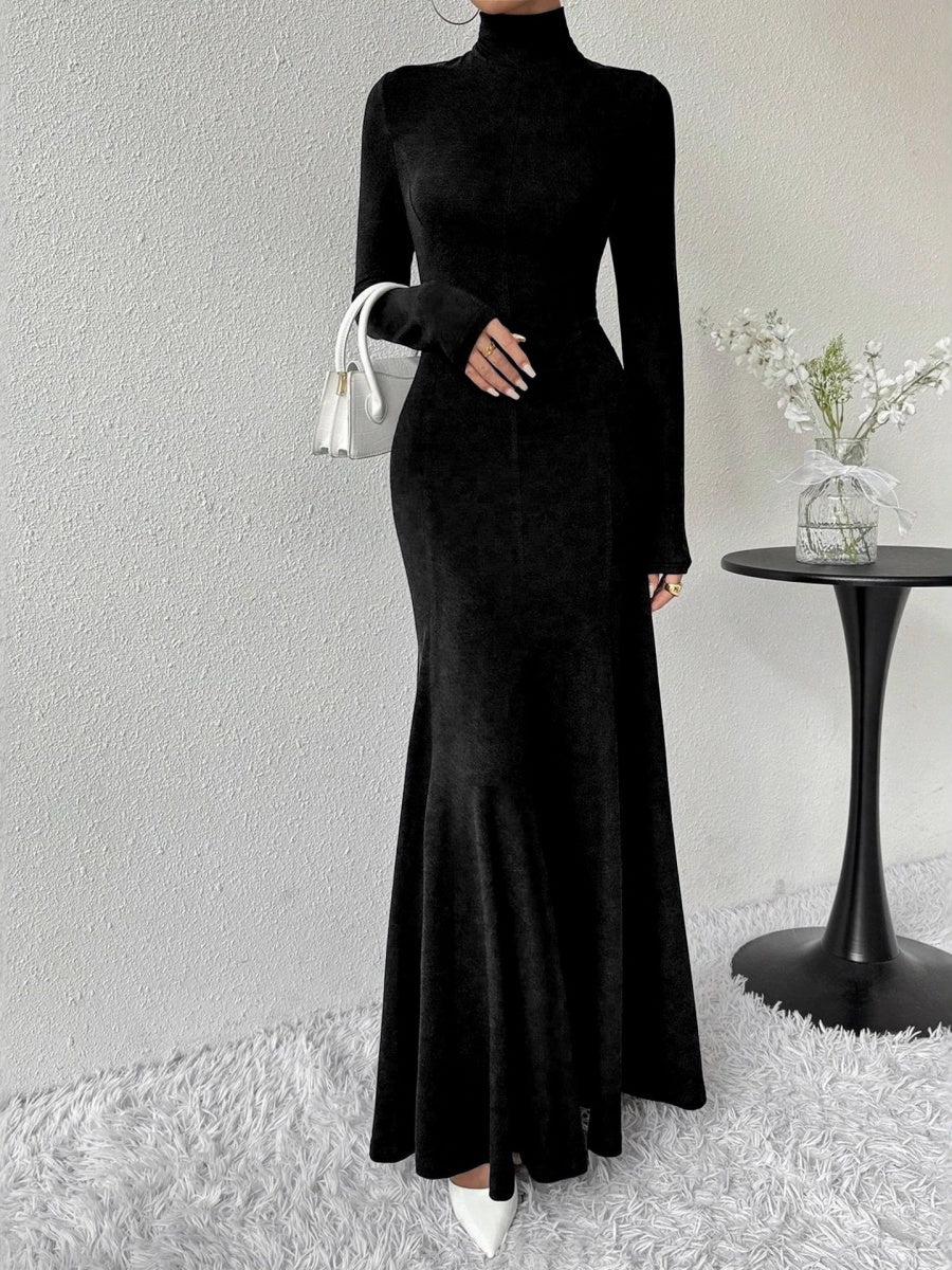 Fishtail Velvet Turtleneck Tight Fit Hip-length Dress