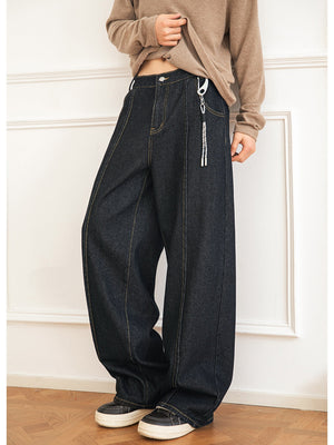 Jean délavé à blocs de couleur, coupe ample et droite