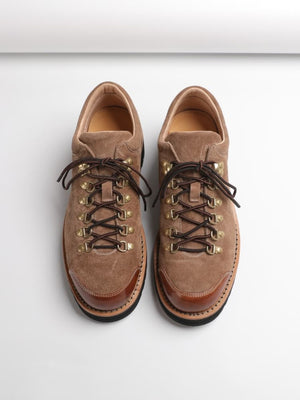 AKAIFUxUGLYBROS Collaboration Low-top Genuine Leather Goodyear V-sole Outdoor Workwear Derby Boots, Unisex.