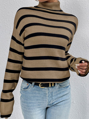 Streifen, kontrastierende Farben, überschnittene Schultern, lockere Pullover