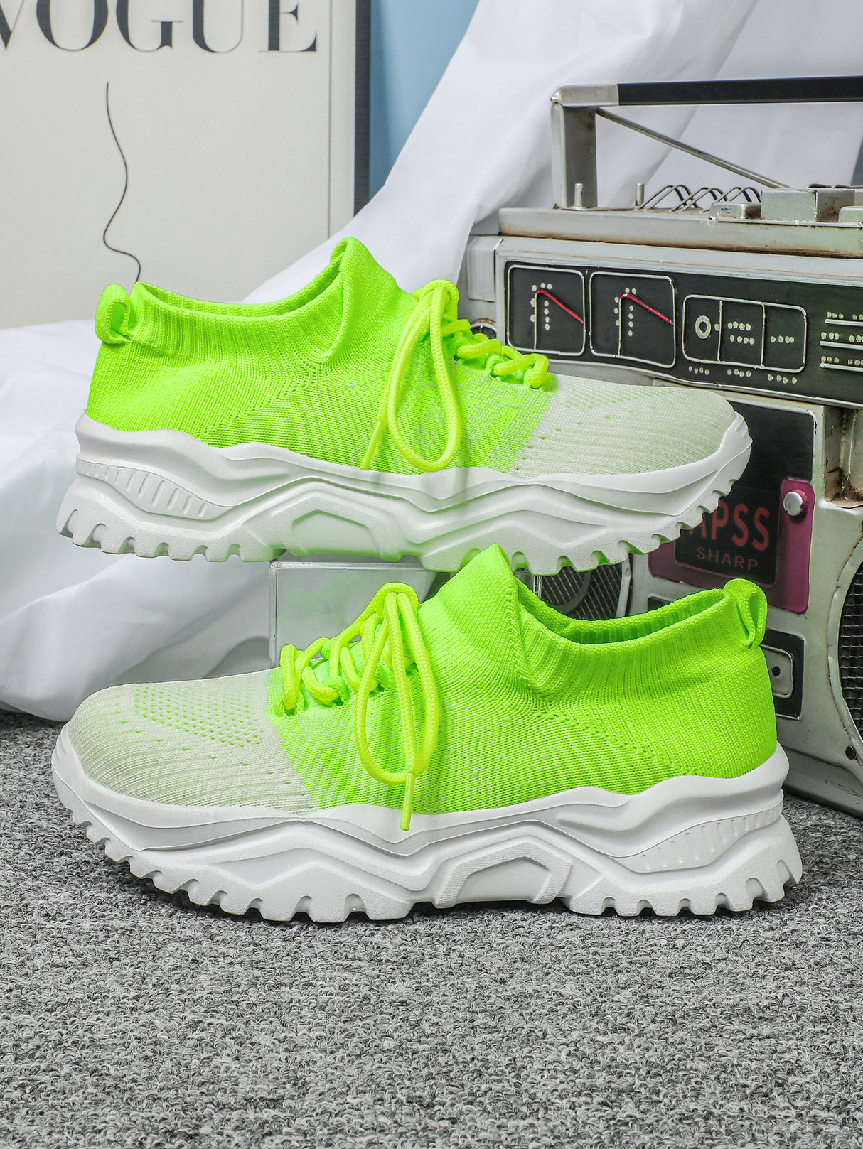 Color-blocked Unisex Casual Sneakers