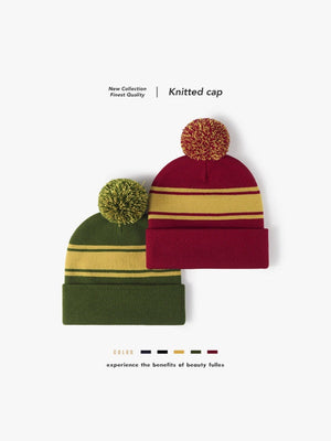 Bonnet jacquard à empiècements et pompon extensible