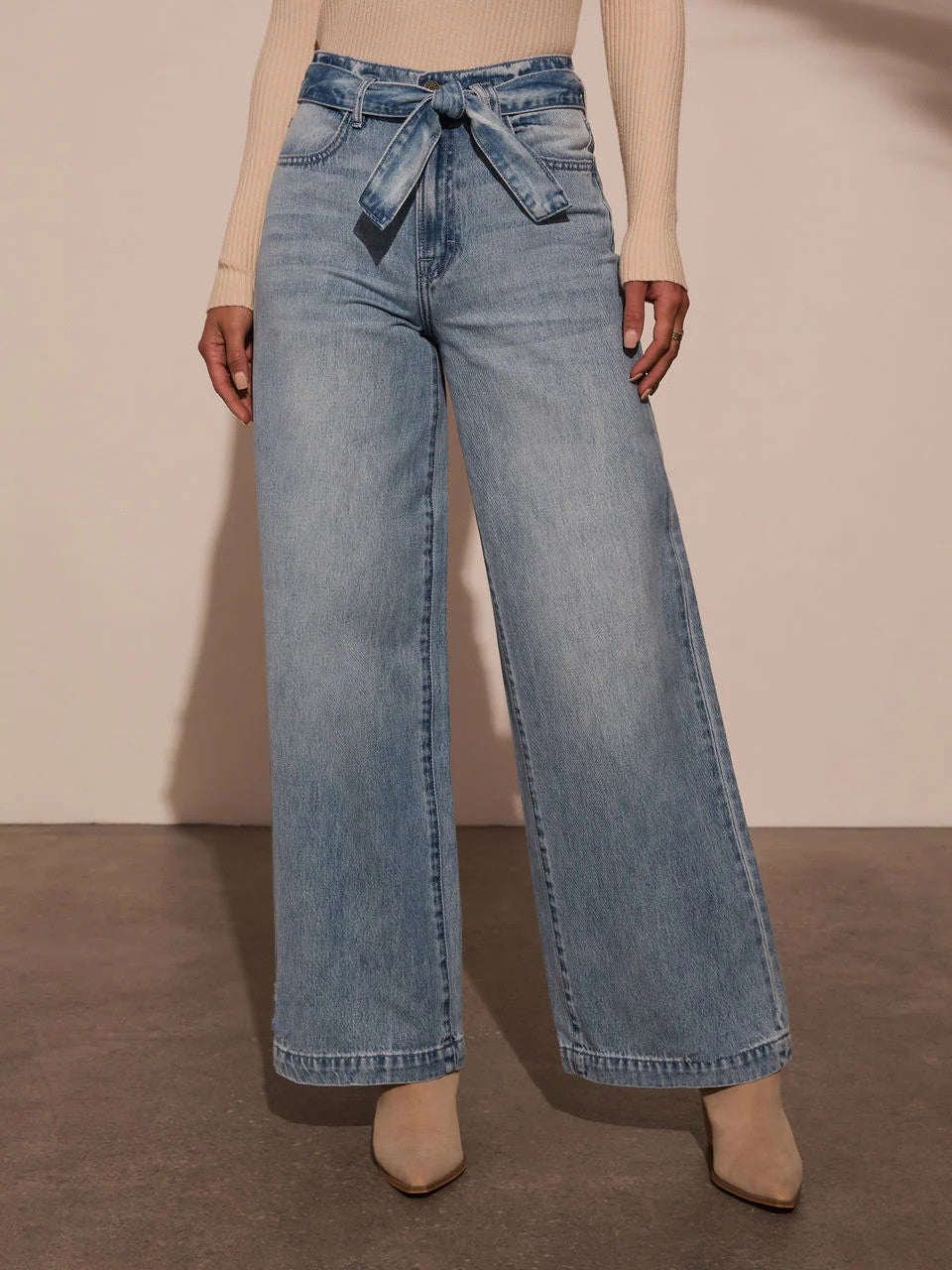 High-waisted Straps Water Wash Straight-leg Jeans