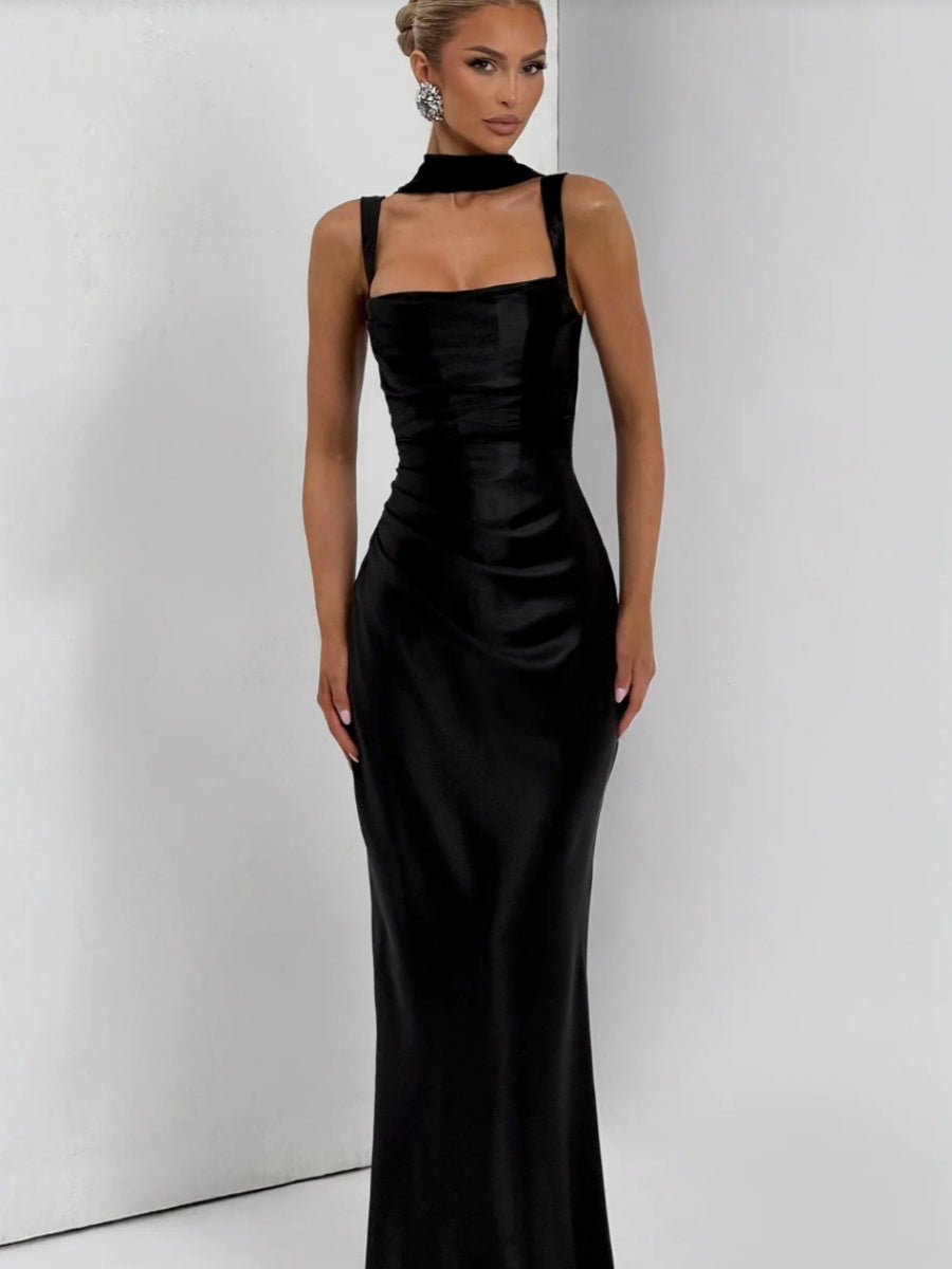 Eng anliegende, hüftbetonte Maxikleider mit Schleife für Partys