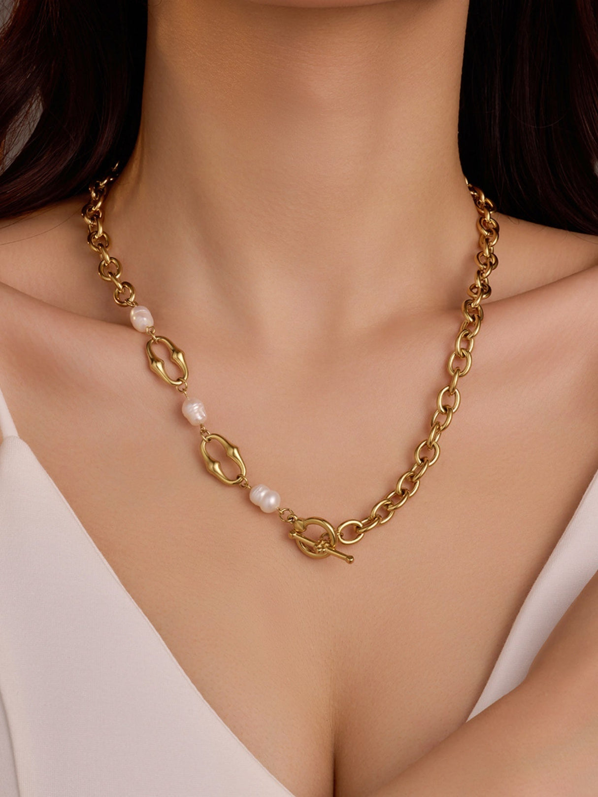 Gold Pearl Necklace