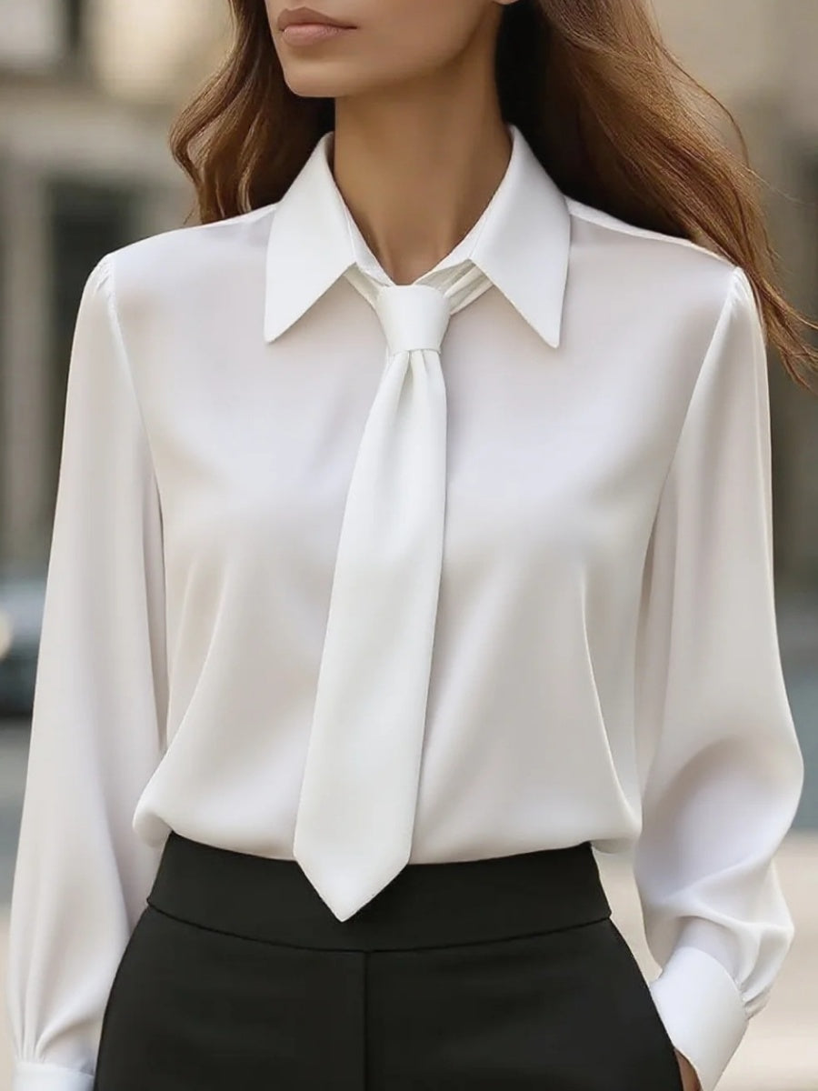 Einfarbiges, lässiges, langärmeliges französisches Hemd mit Krawatte