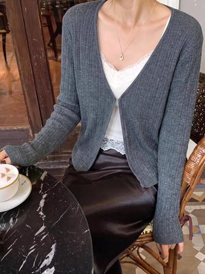Wool V Single-button Short Knit Cardigan