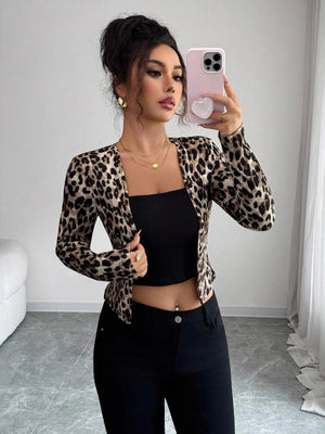 Short Leopard Print Blend Fabric Contrasting Colors Long-sleeved Knitted Cardigan