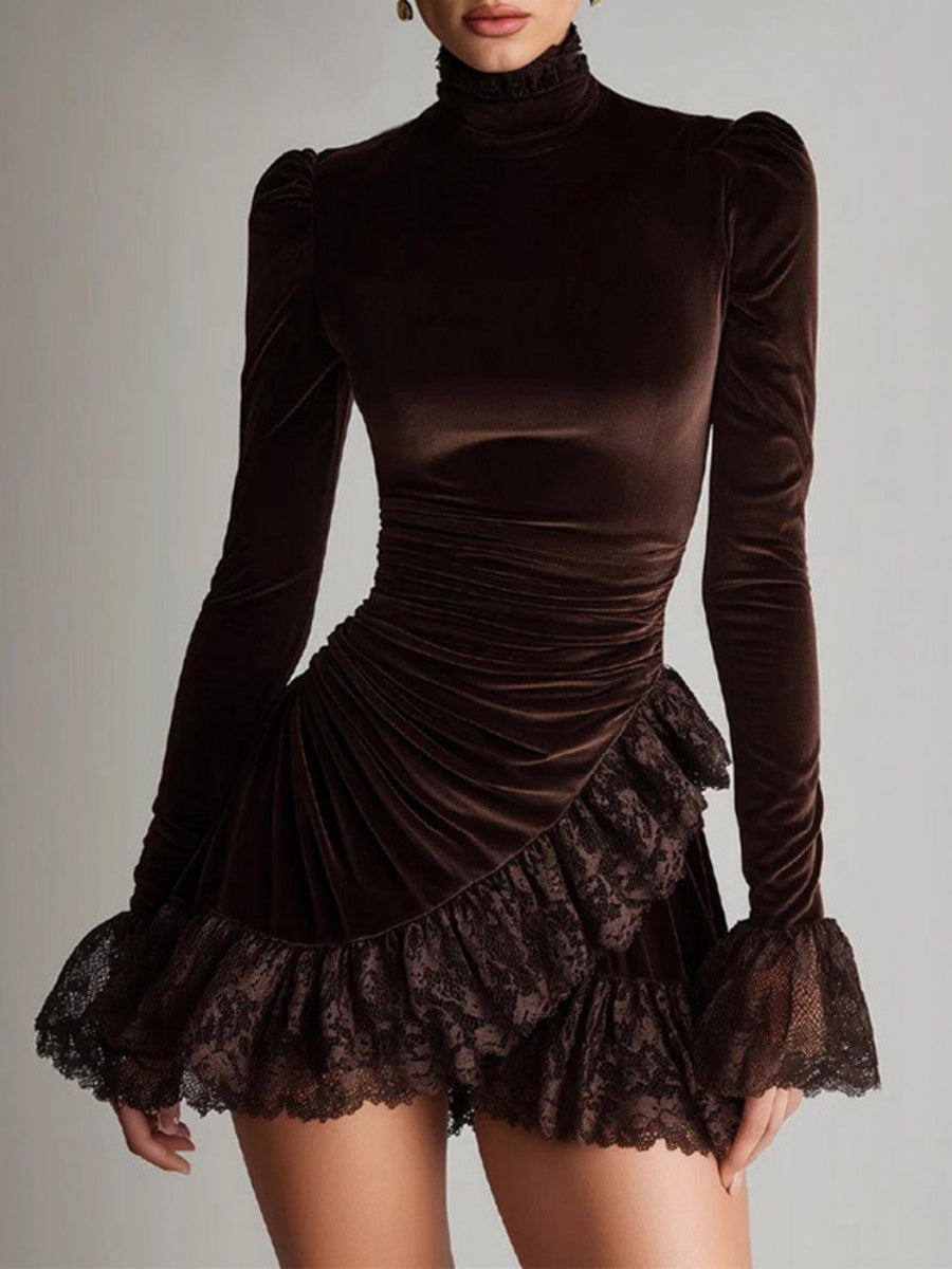 Robes courtes et mini de banquet plissées en dentelle et velours à col roulé