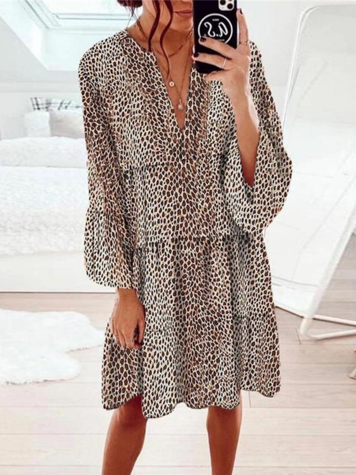 Leopard Print V-neck Long Sleeves Large Skirt Mini&Short Dresses