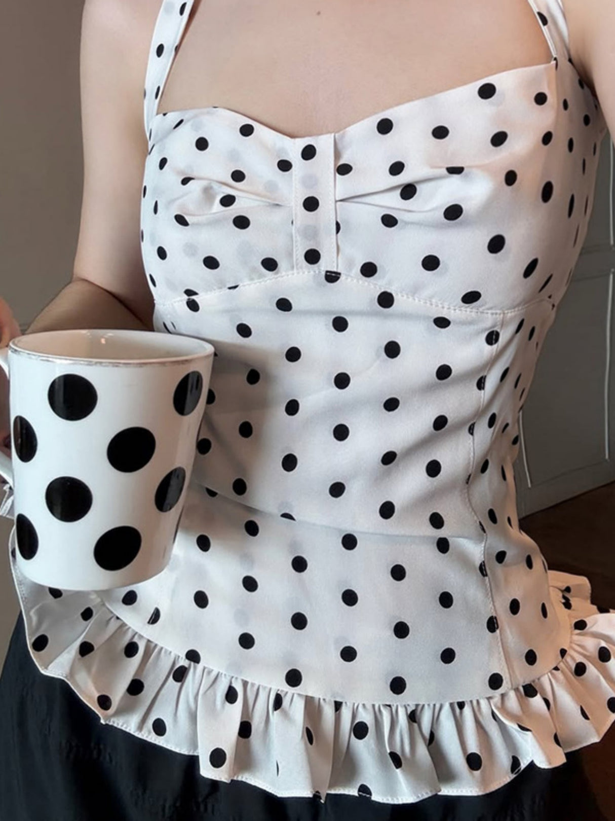 Polka Dots Wavy Lace Chest Pleats Neck Strap Tank Tops&Camis