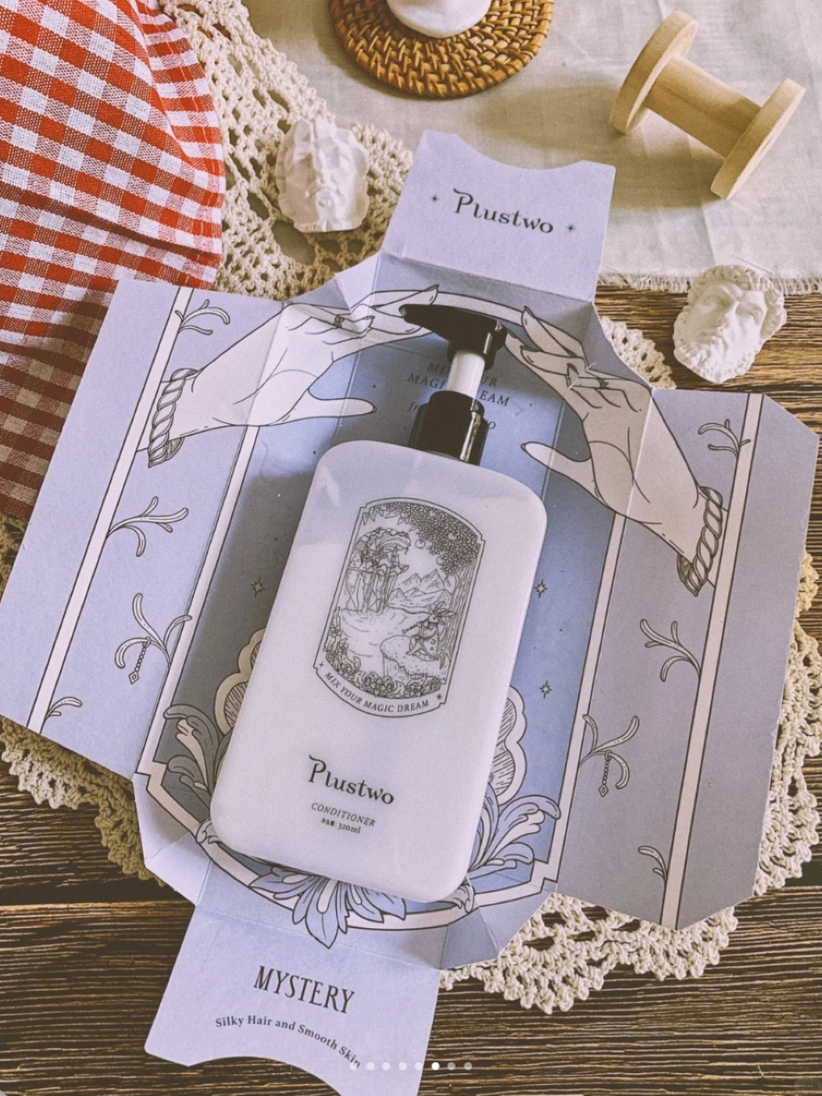Plustwo Deep Nourishing Hair Care Lotion 320ml (Blue Windbell Grass)