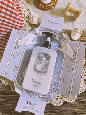 Plustwo Deep Nourishing Hair Care Lotion 320ml (Blue Windbell Grass)