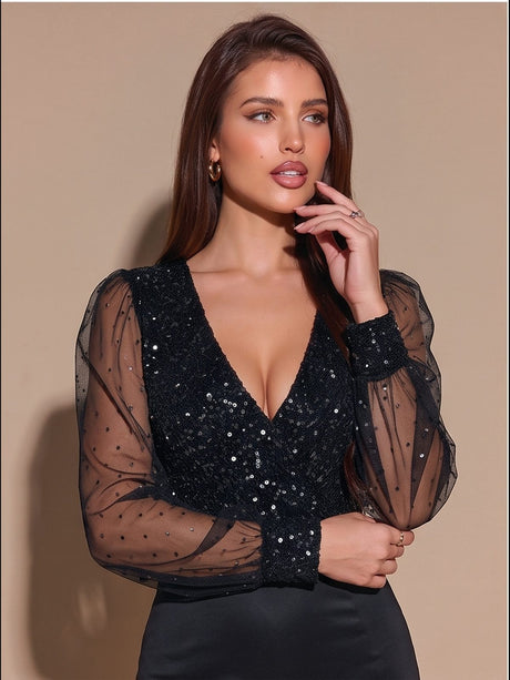 Robes maxi à col en V et taille haute ornées de sequins