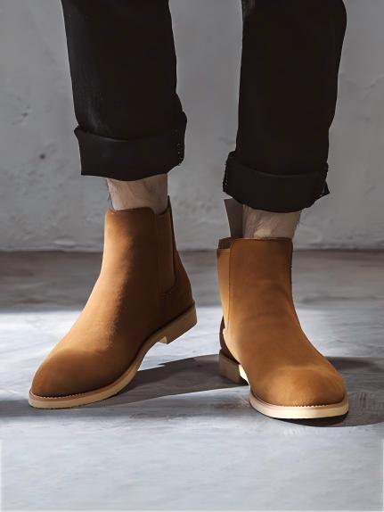 Classic Chelsea Boots Made Of Second-layer Cowhide.