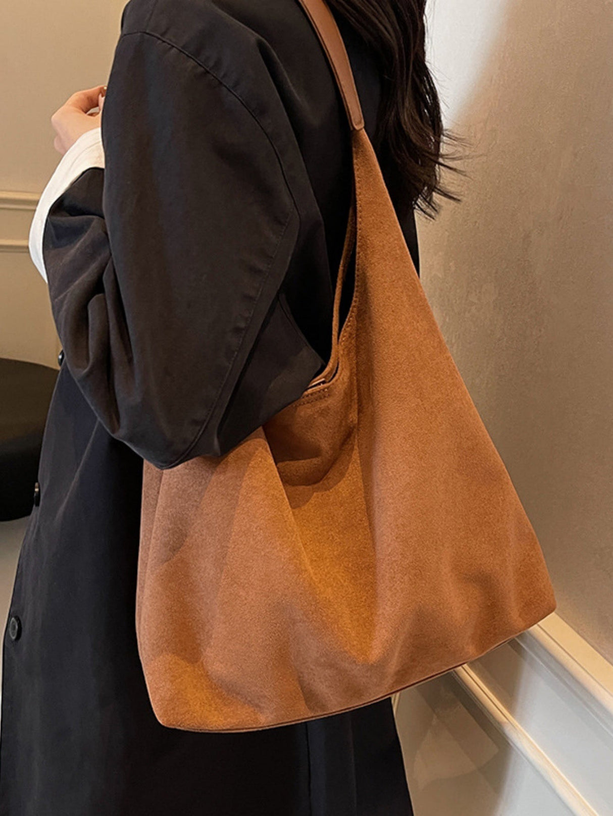 Large Capacity Suede Shoulder Bag