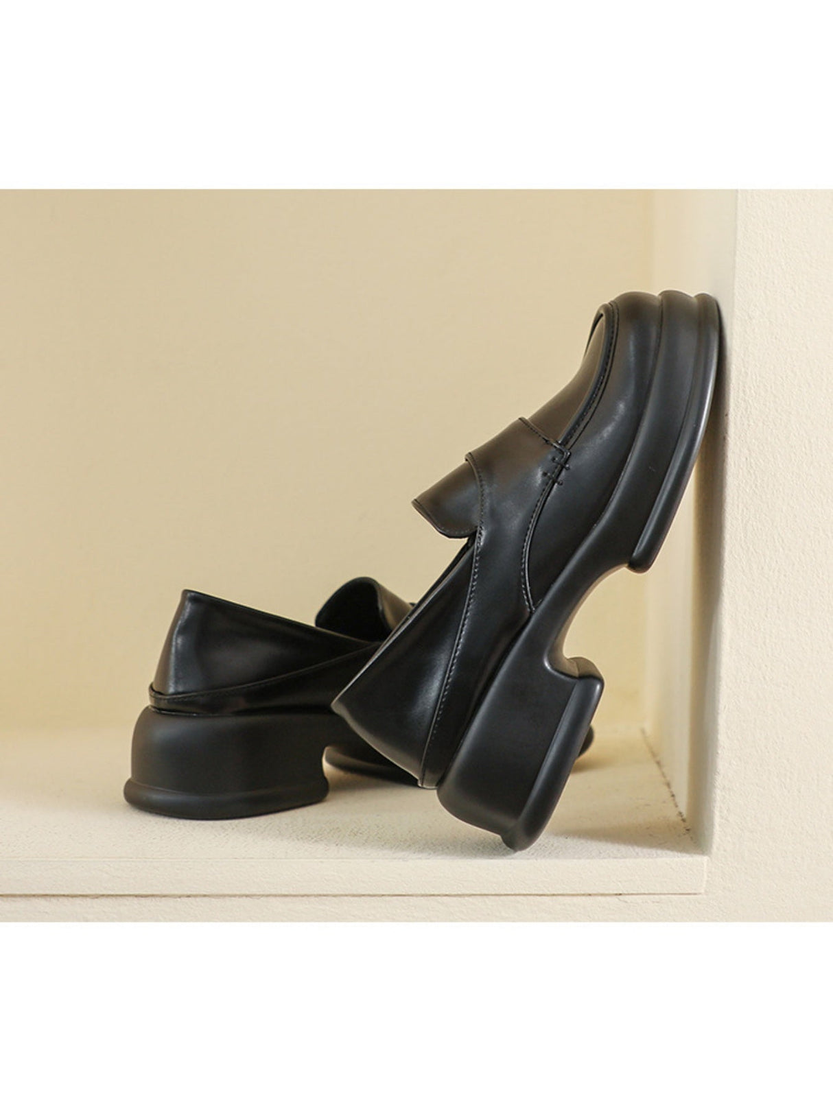 Liber Spring and autumn women's thick-soled loafers