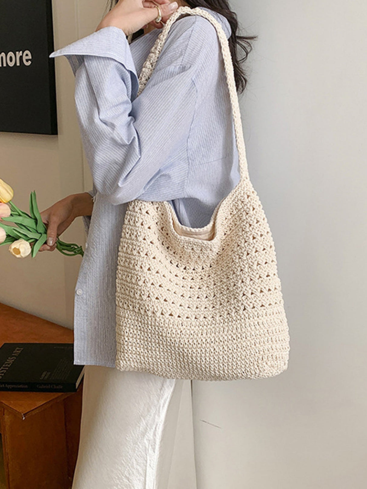 Woven Large-capacity Lightweight Shoulder Bag