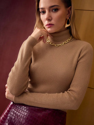 One-piece Seamless Turtleneck Base Sweater