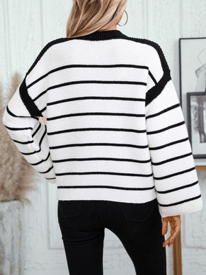 Crew Neck Loose Black And White Stripes Hood Long Sleeve Knitted Sweater