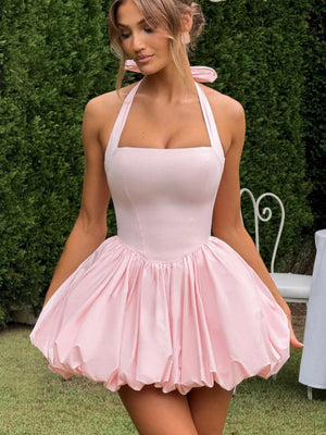 Robes courtes et mini à dos nu et tutu