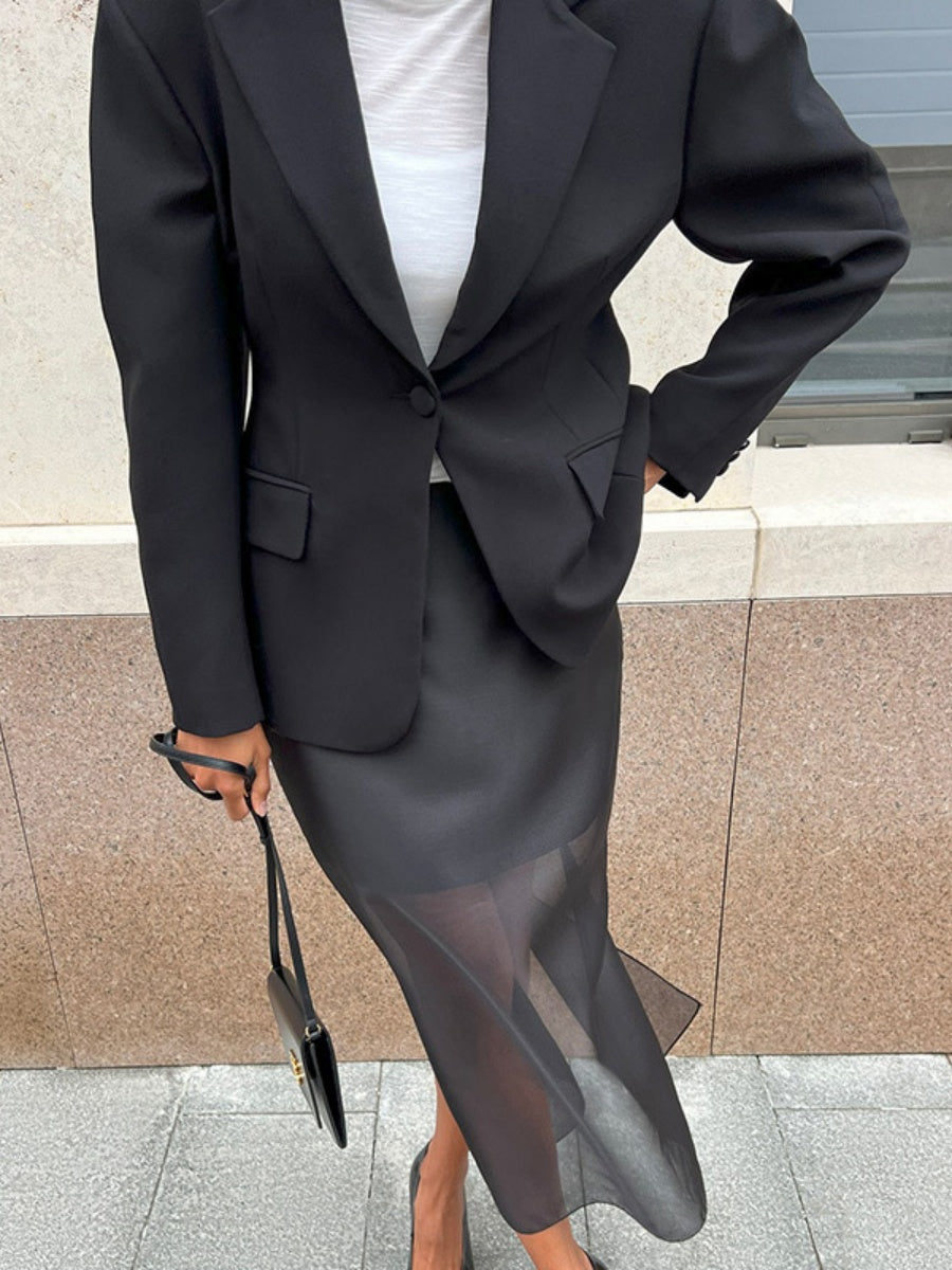 Black Waist-cinching Blazers