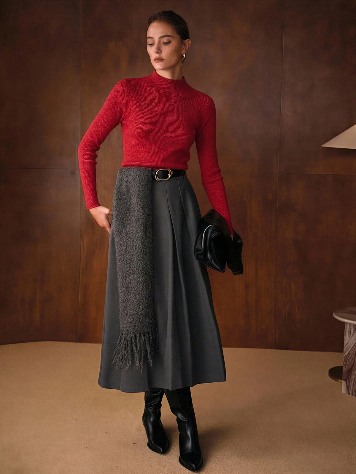 One-piece Seamless Mock Neck Base Sweater