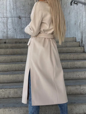 【EXPÉDITION NORMALE】Manteau en laine simple à manches longues et col à revers.