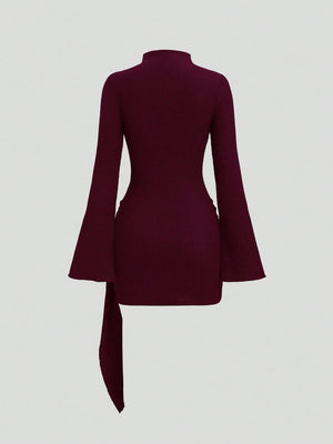 Strickmuster, einfarbig, figurbetont, Mini- und kurze Kleider mit Metallschnalle