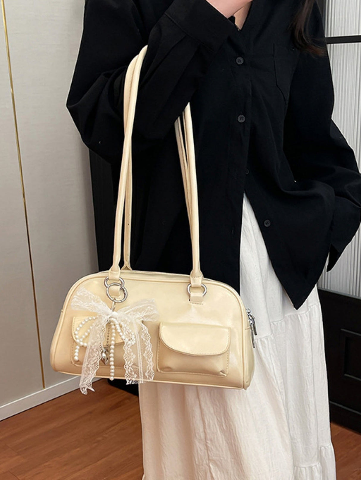 Multi-pocket Shoulder Bag