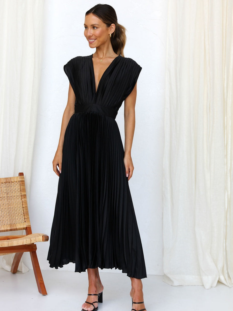 Solid Color V-neck Sleeveless Midi Dresses