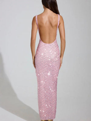 Débardeurs ultra-brillants à strass, robes maxi moulantes pour les soirées