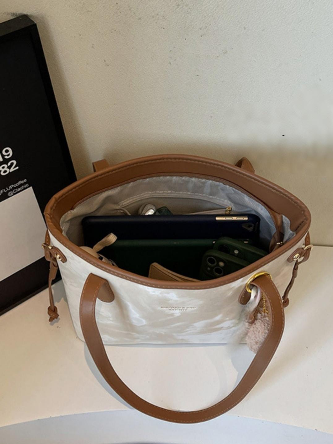 Stilvolle und moderne Tragetasche mit großem Fassungsvermögen