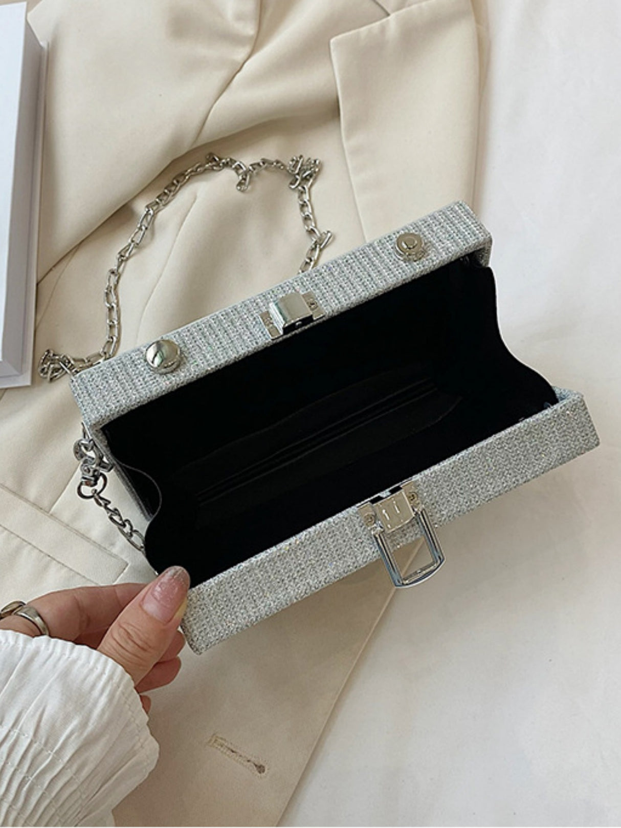 Fun Crossbody Bag With A Unique Camera Design