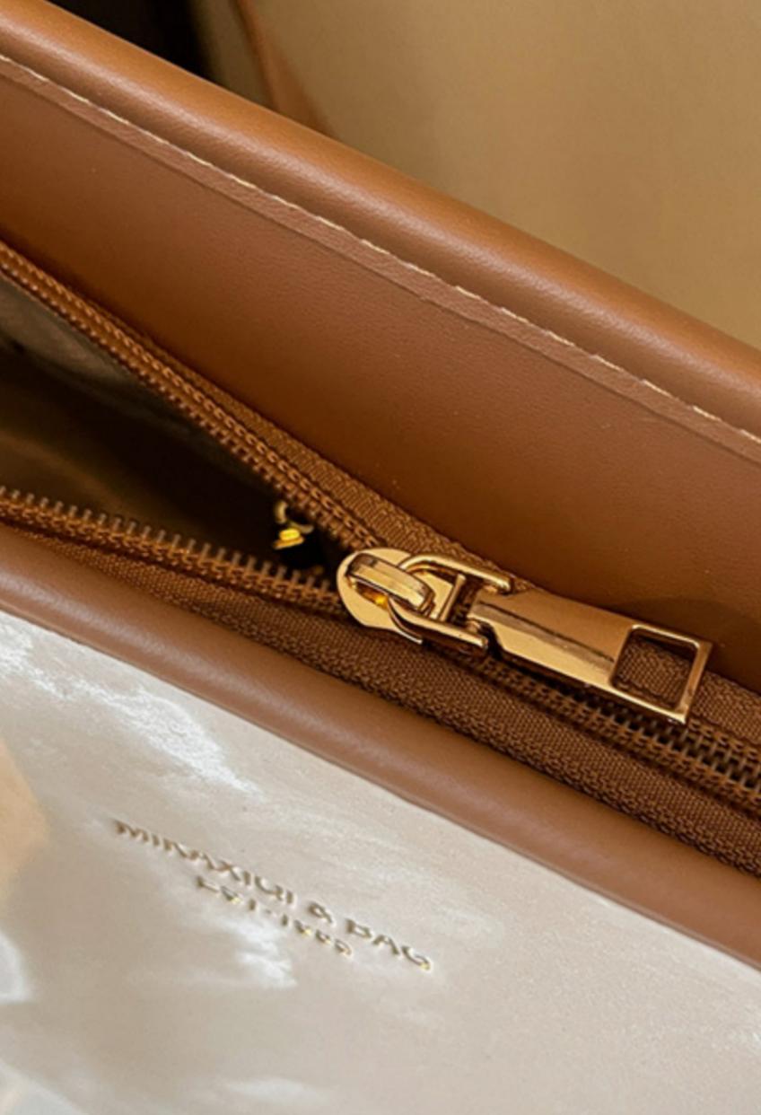 Stilvolle und moderne Tragetasche mit großem Fassungsvermögen