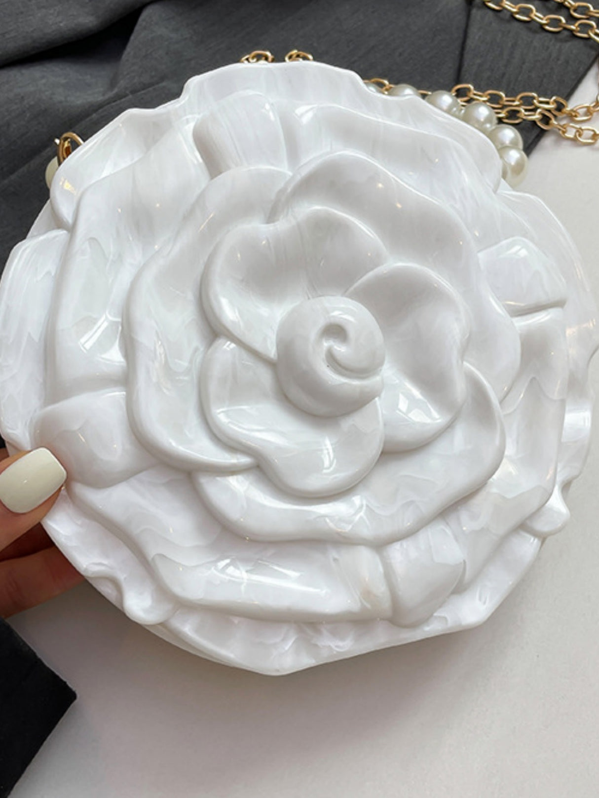 Flower-shaped Round Evening Shoulder Bag
