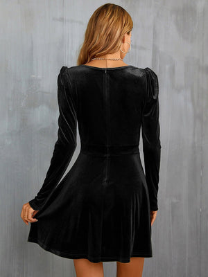 V-neck, Leg-of-mutton Sleeves, Fitted Waist, A-line Silhouette, Long Sleeves, Velvet Short Dress