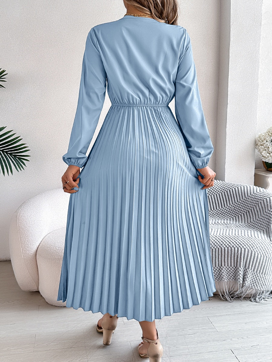 V-neck Lace Trim Fitted Waist Pleated Maxi Dresses